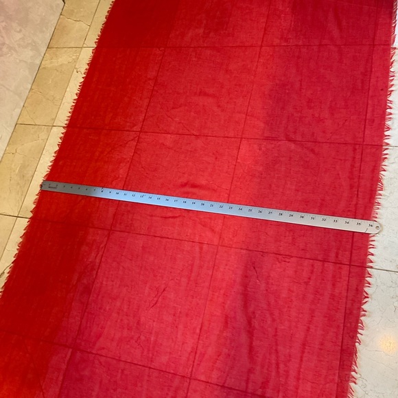 Lot of three scarves, red, orange and green. See measurements in photos. - Picture 8 of 9